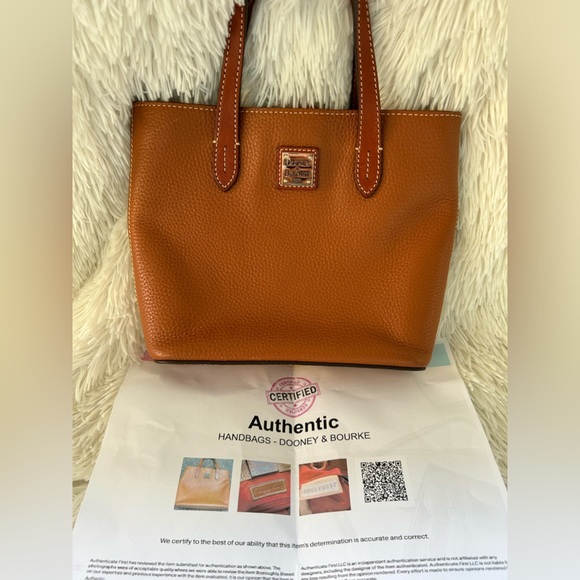 Dooney & Bourke Handbags - Dooney and Bourke pebbled mini waverly